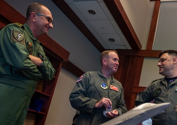 Chief of the Romanian Air Force Staff visits the Red Tails