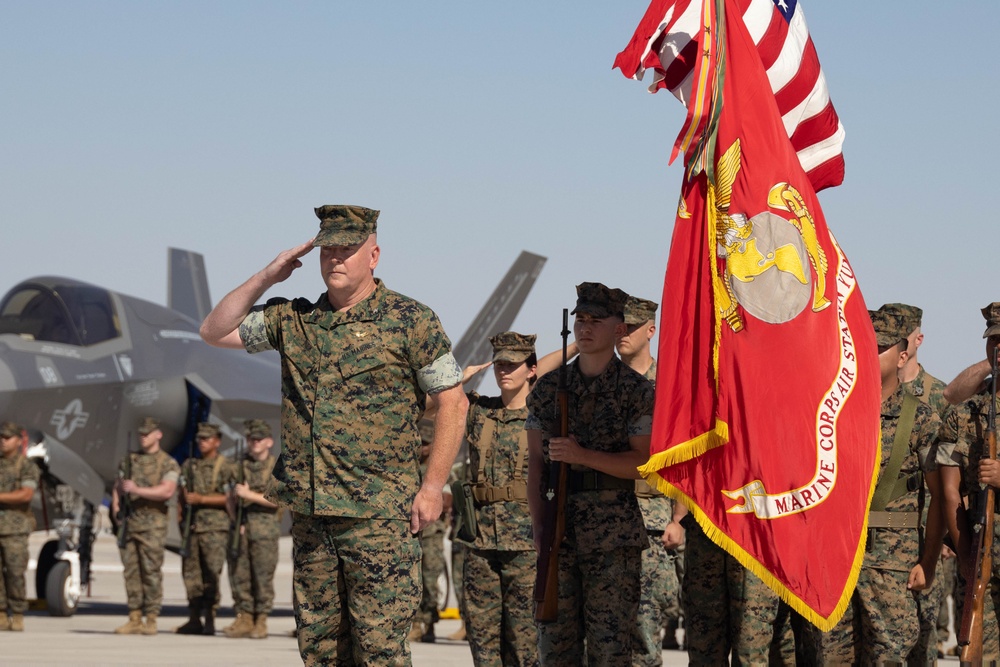 Dudik transfers command of MCAS Yuma to Stone