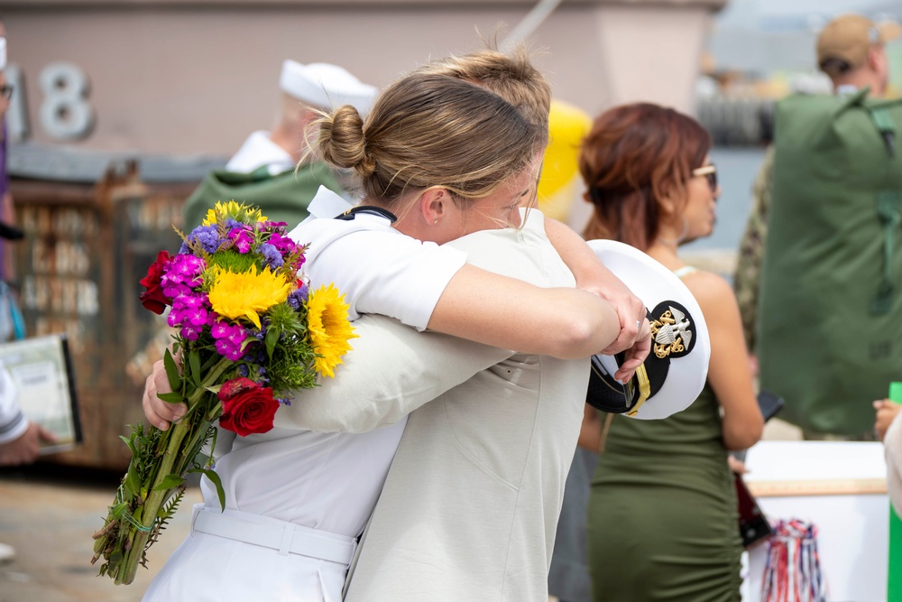 USS Decatur Sailor Greets Family After Returning from Deployment