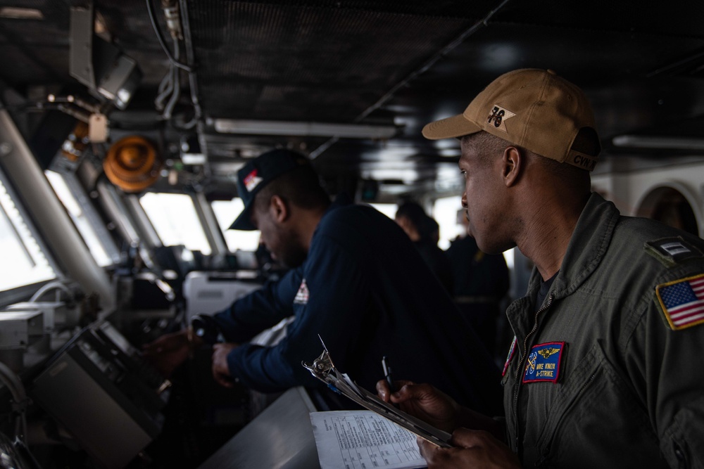 USS Ronald Reagan (CVN 76) departs Da Nang, Vietnam