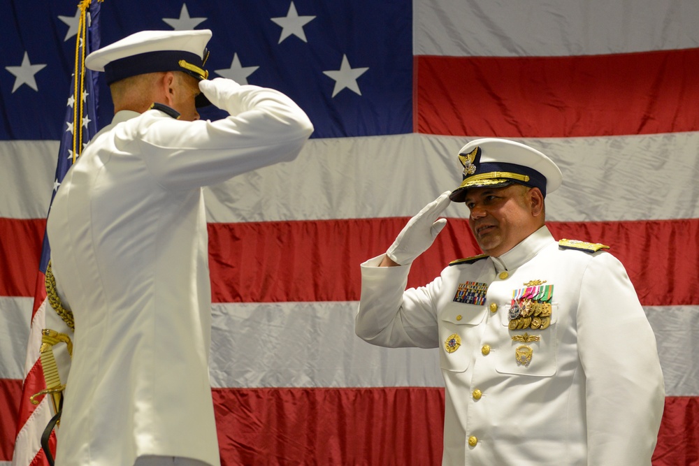 Coast Guard welcomes new commander to District 13