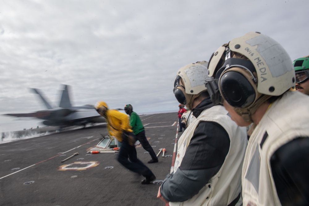 USS Theodore Roosevelt (CVN 71)