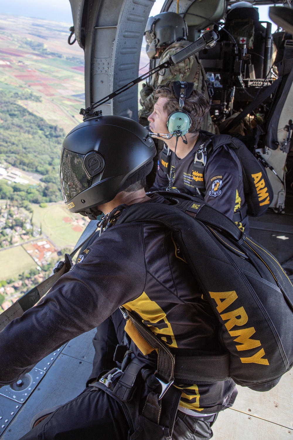 Golden Knights jump over Hawaii
