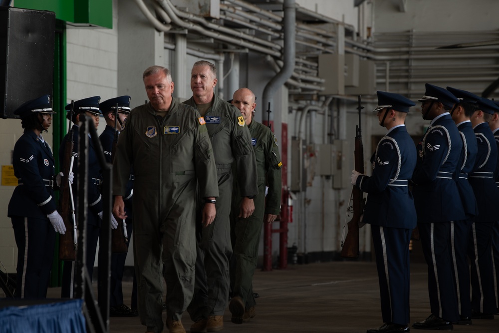 18th Wing changes command