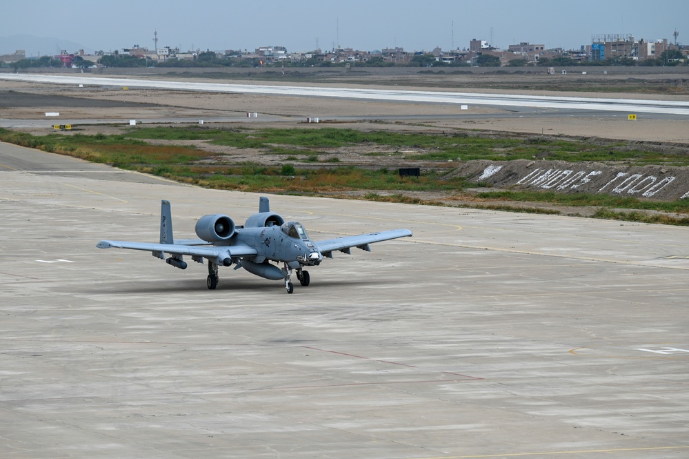 U.S. Air Force First: A-10s refuel at Chiclayo, Peru