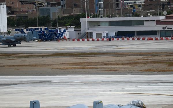 U.S. Air Force First: A-10s refuel at Chiclayo, Peru