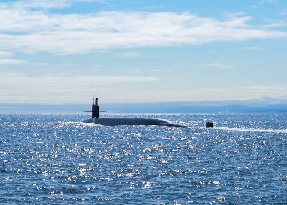 USS Nebraska Returns to Homeport, Conducts ‘Tiger Cruise’