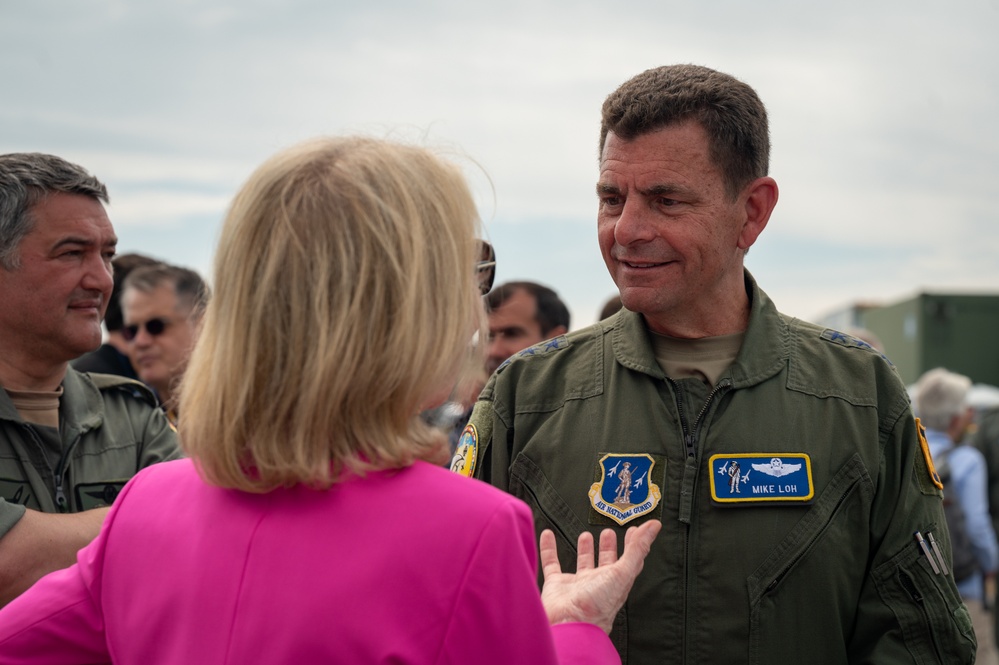 U.S. Ambassador to Germany Visits AD23