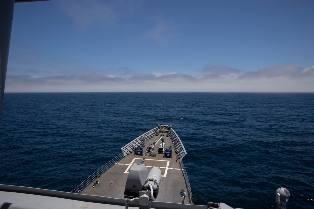 USS Princeton Transits Pacific Ocean