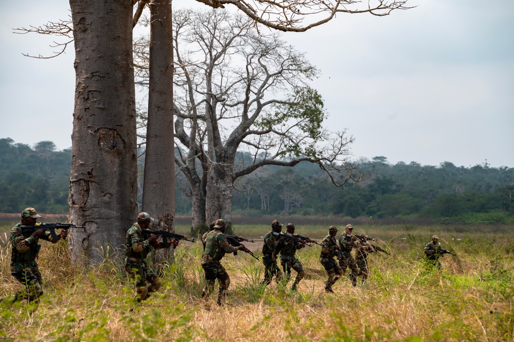 Angolan Armed Forces graduate JCET held by U.S. Special Operations Forces