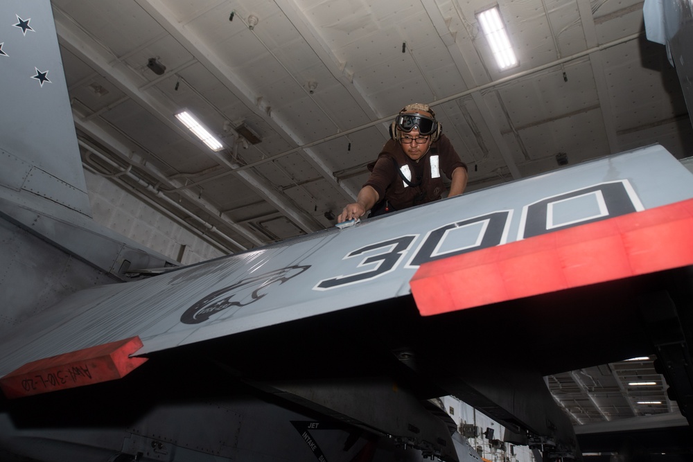 IKE Carrier Strike Group participates in COMPTUEX