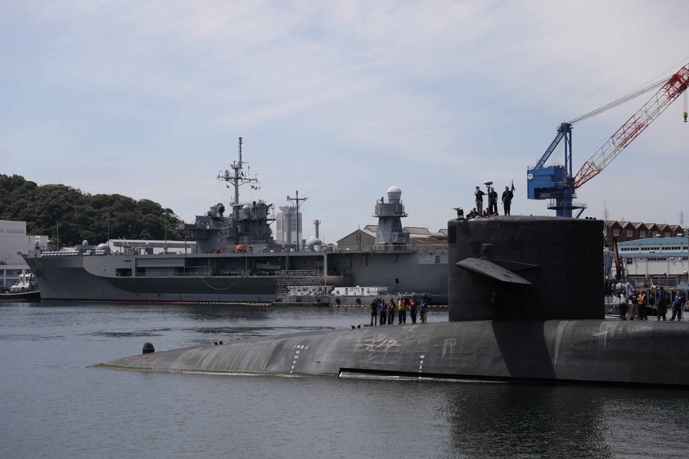 USS Michigan Arrives at Fleet Activities Yokosuka