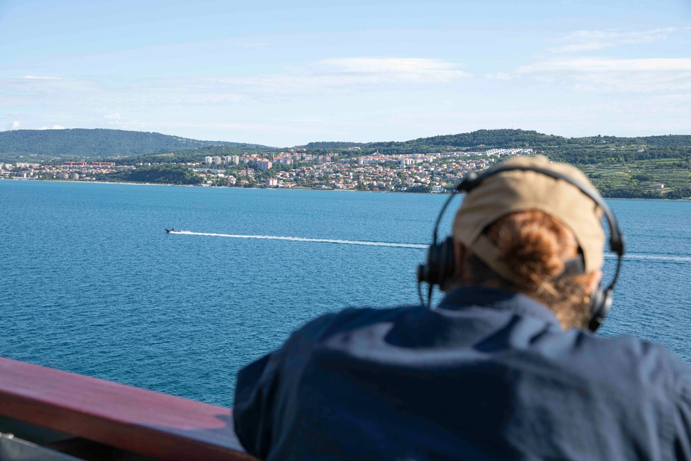 USS Normandy Departs Koper, Slovenia