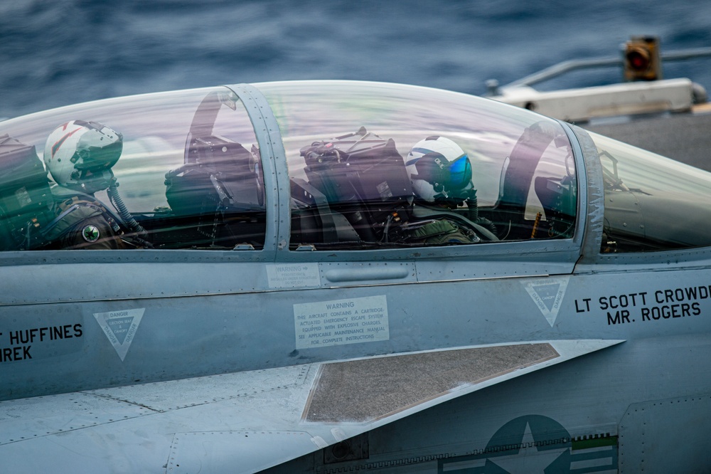 USS Ronald Reagan (CVN 76) conducts flight operations