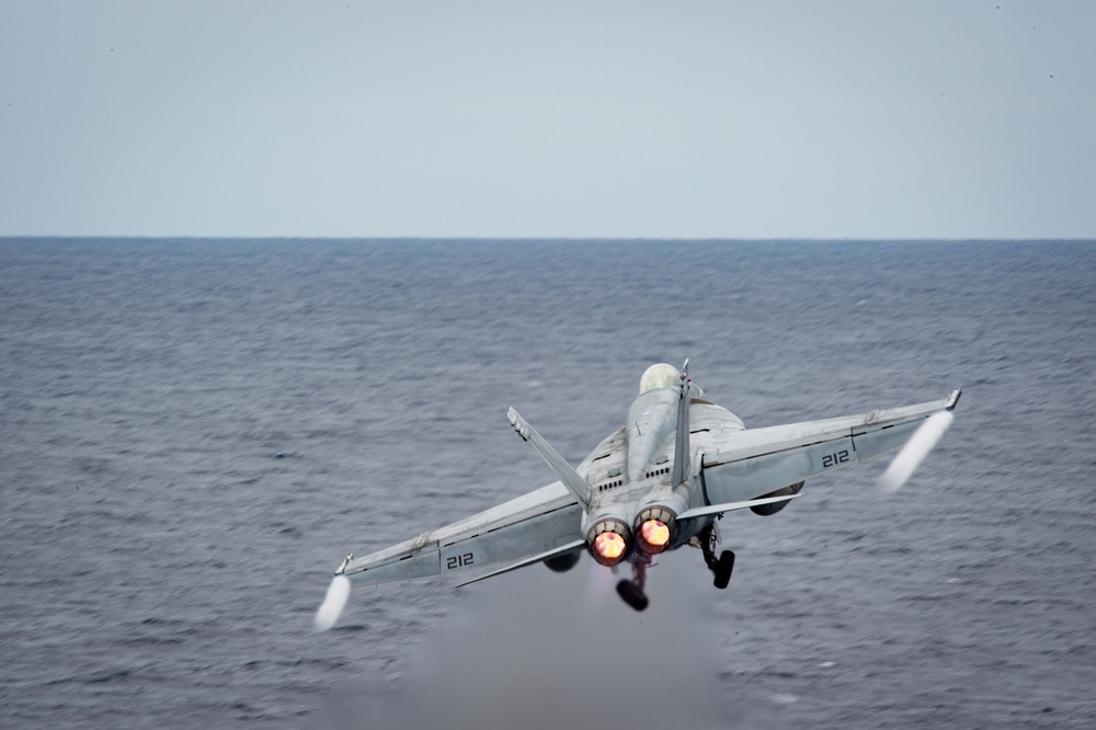 USS Ronald Reagan (CVN 76) conducts flight operations