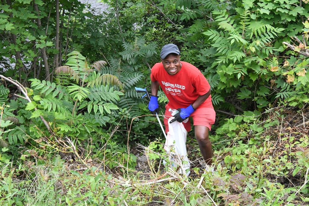 Fort Drum volunteers spruce up Veterans’ Memorial Riverwalk