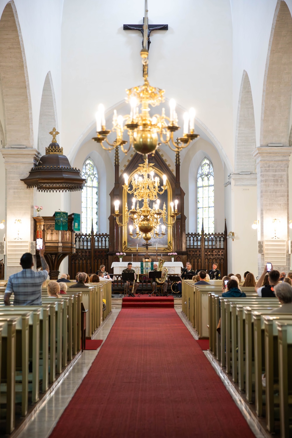 U.S. Army Ivy Brass Quintet entertains Estonian crowd at U.S. Independence Day Celebration