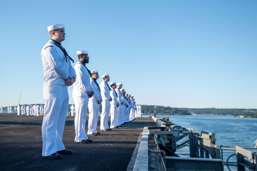 Nimitz Returns to Home Port