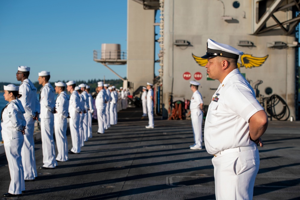 Nimitz Returns to Home Port