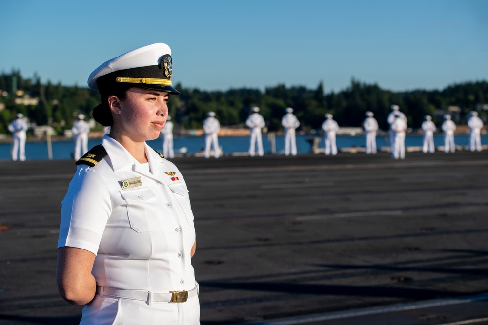 Nimitz Returns to Home Port