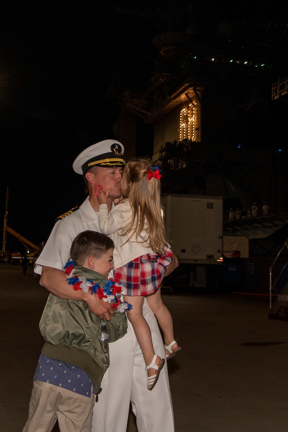 Nimitz Returns to Home Port