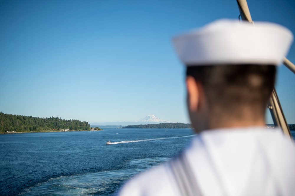 Nimitz Returns to Home Port