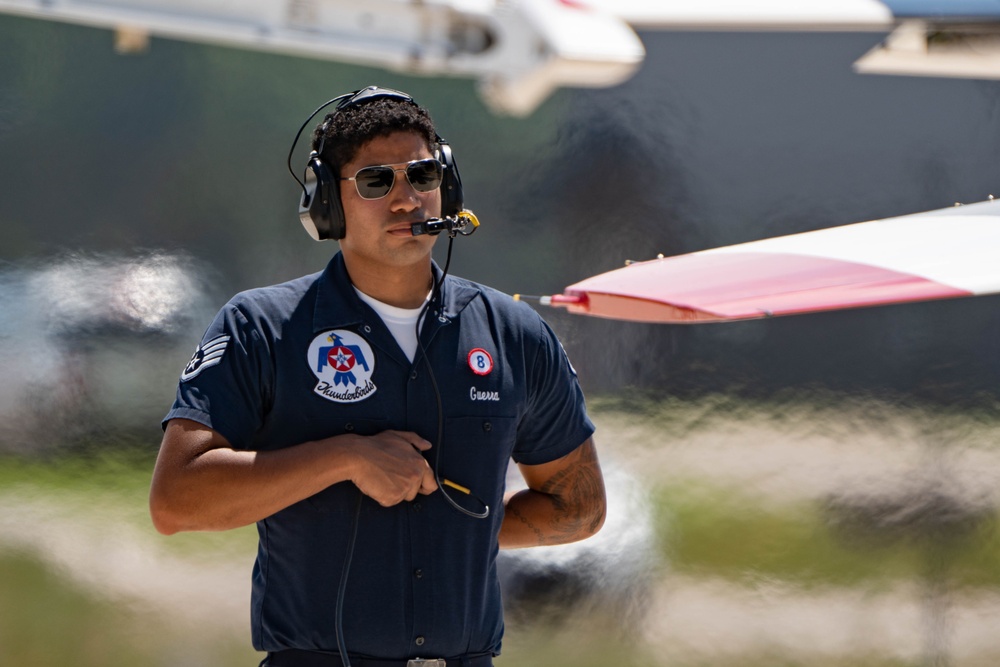 Thunderbirds soar over Michigan Coast