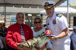 NSW Presents Honorary Trident