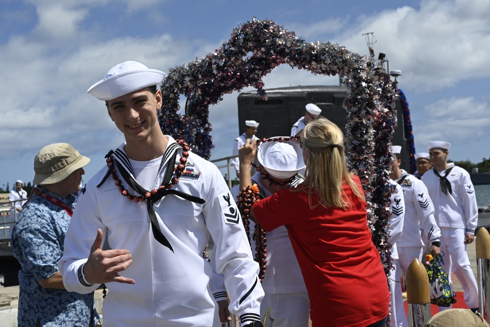 USS Illinois Returns