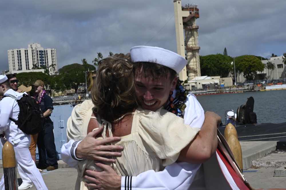 USS Illinois Returns