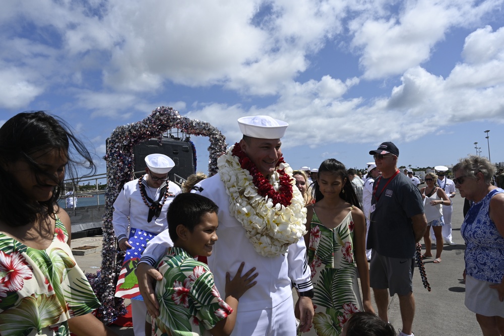 USS Illinois Returns