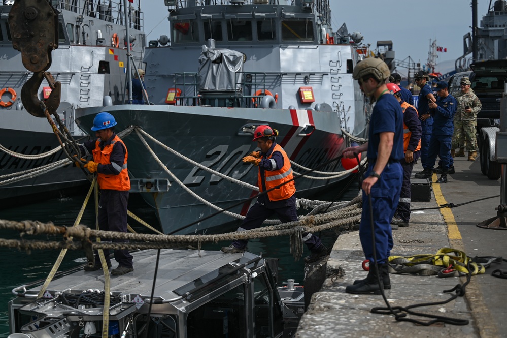 USCG Deploy Boats During Resolute Sentinel 2023