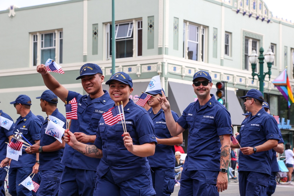 Coast Guard personnel across Bay Area participate in Alameda's 4th of July Parade