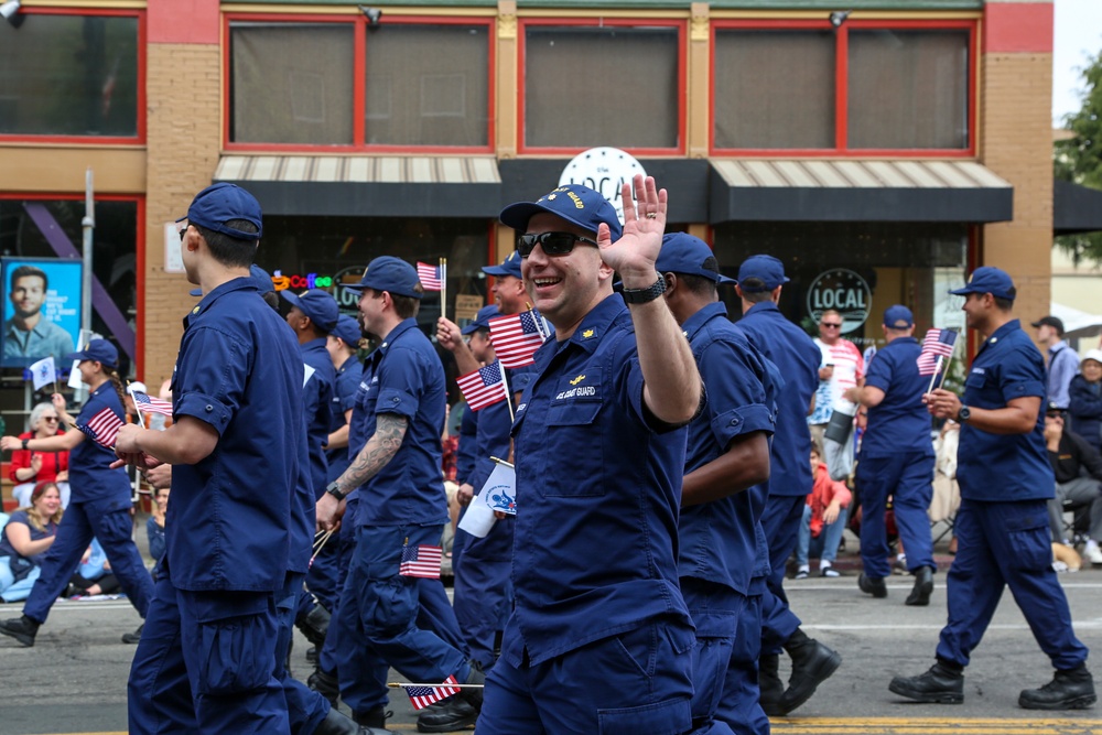 Coast Guard personnel across Bay Area participate in Alameda's 4th of July Parade