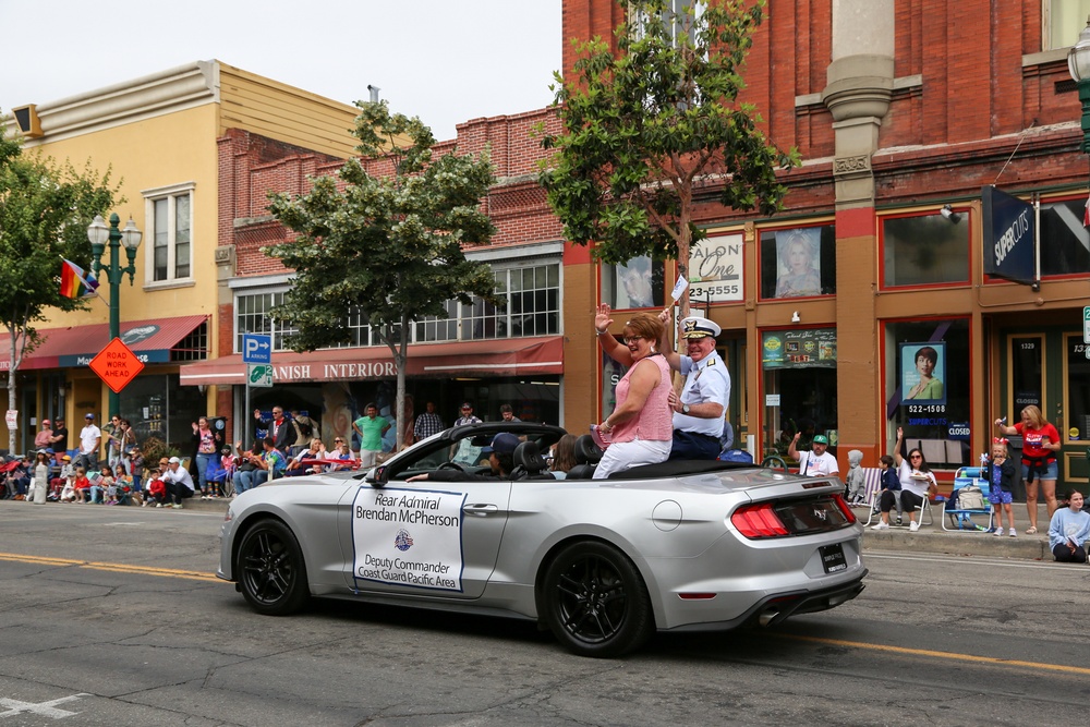 Coast Guard personnel across Bay Area participate in Alameda's 4th of July Parade