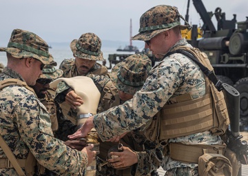 3rd LSB conducts DLOFTS with ROK Navy and Army