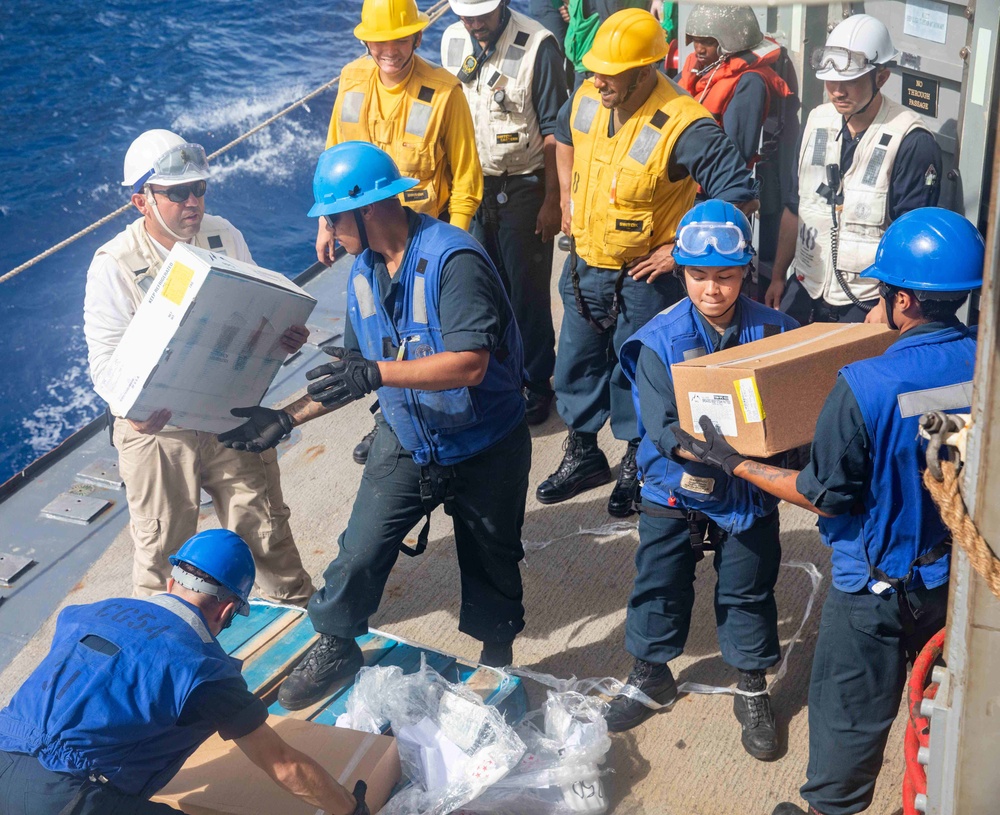 USS Antietam (CG 54) RAS with USNS Carl Brashear (T-AKE 7)