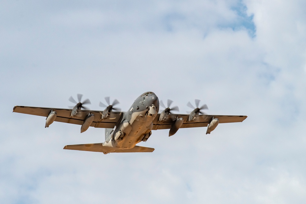 Kings of Air and Ground: 81st ERQS conducts dirt takeoffs and landings