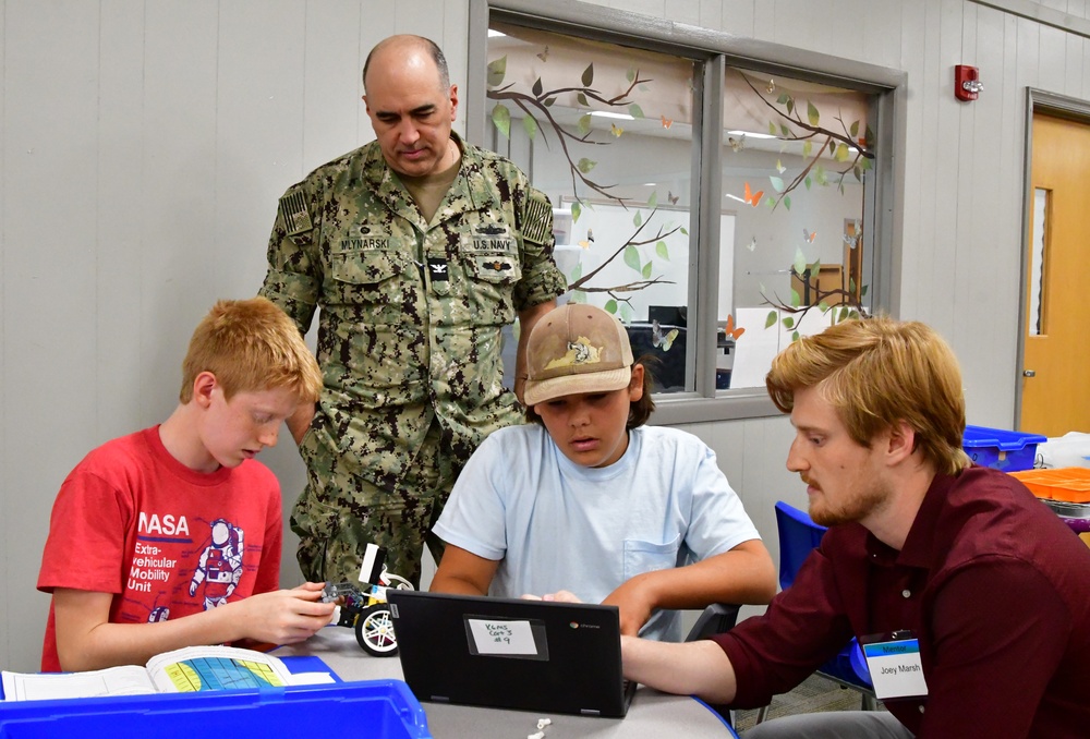 2023 NSWCDD Middle School STEM Summer Academy