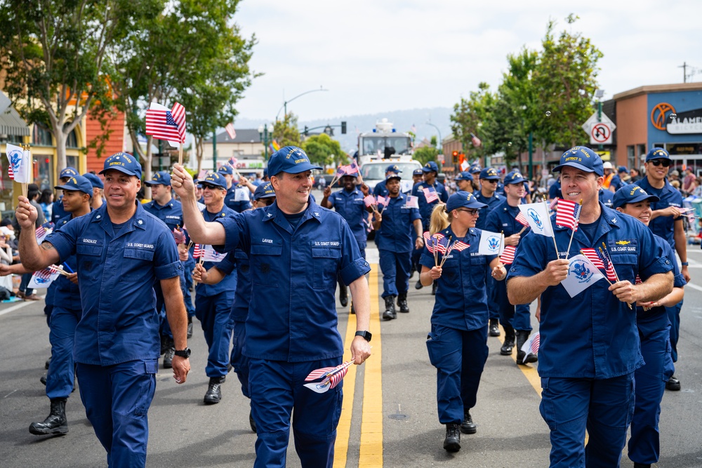 Coast Guard participates in the Alameda Independence Day Parade