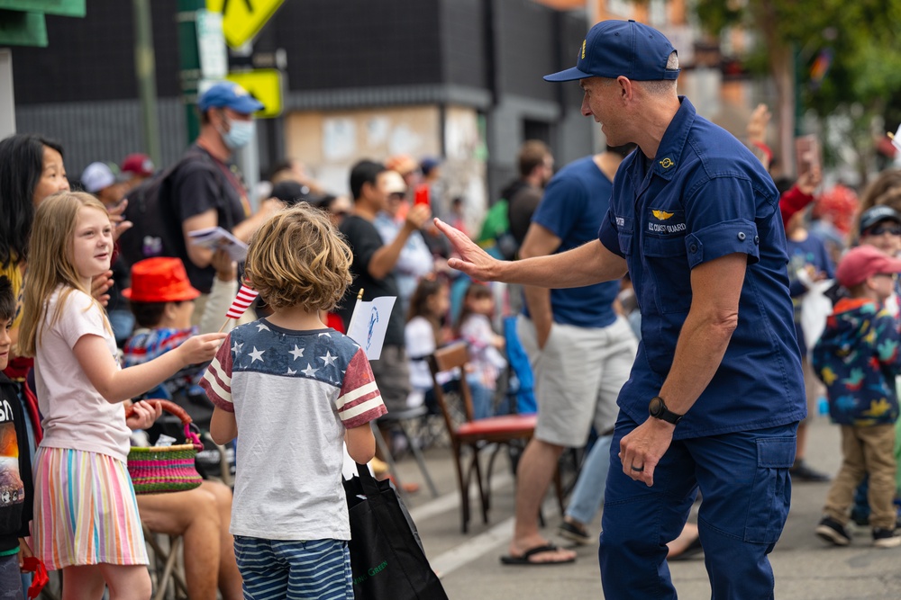 Coast Guard participates in the Alameda Independence Day Parade