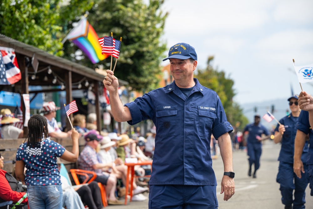 Coast Guard participates in the Alameda Independence Day Parade