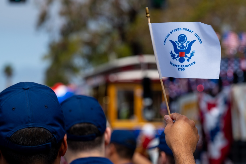 Coast Guard participates in the Alameda Independence Day Parade