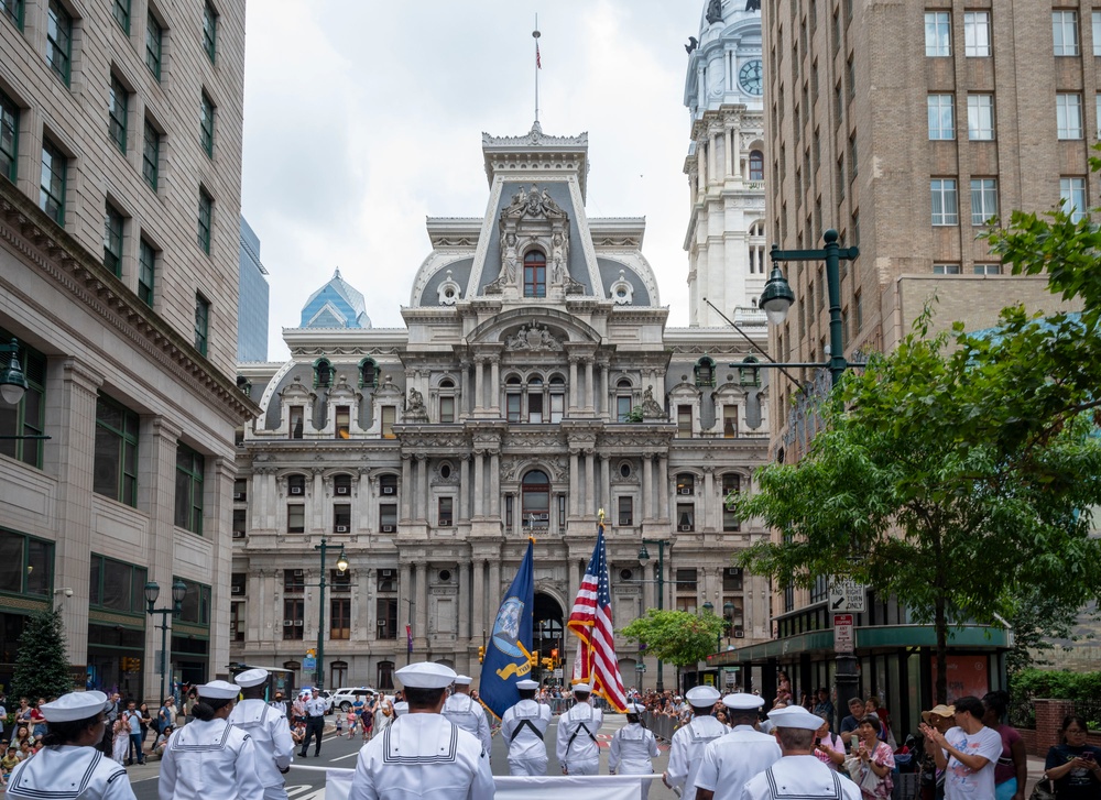 NTAG Philadelphia Sailors participate in Philadelphia Independence Day Parade