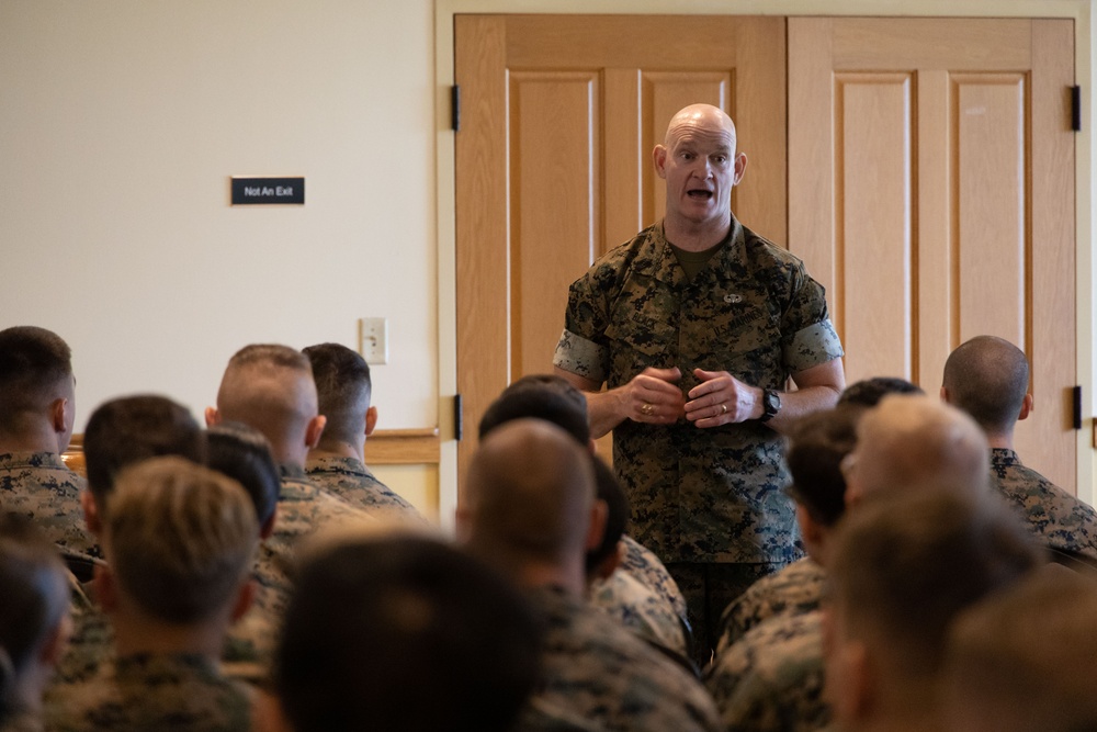 Sgt. Maj. Black visits MCAS Beaufort