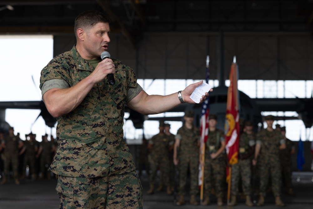 Marine Aerial Refueler Transport Squadron (VMGR) 252 change of command