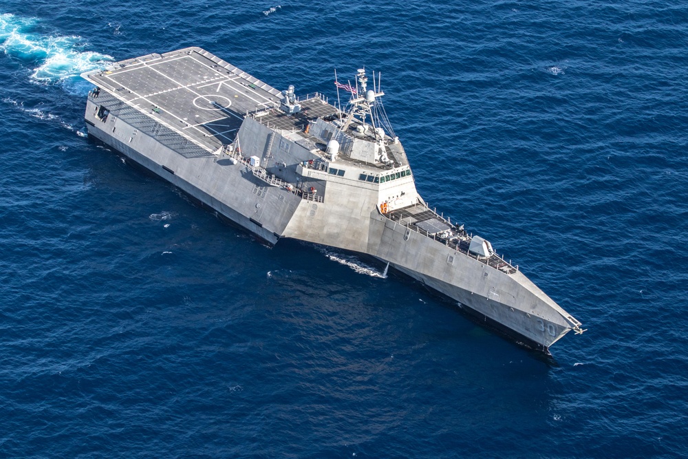 USS Canberra (LCS 30) At Sea