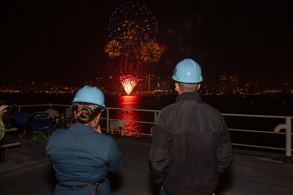 Abraham Lincoln Sailors and their families celebrate Fourth of July