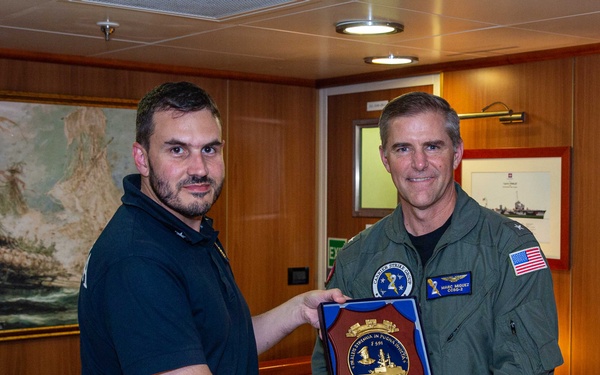 Carrier Strike Group TWO CO Visits ITS Fasan