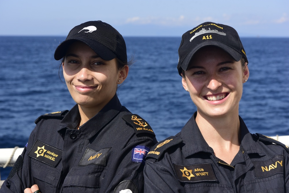 Royal New Zealand Navy chefs sail with U.S. Coast Guard Cutter Stratton